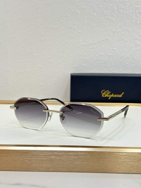 Picture of Chopard Sunglasses _SKUfw76702792fw